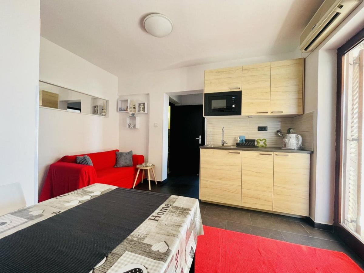 Vila Beleca Krk - Apartments Rest & Sea Krk Town Εξωτερικό φωτογραφία