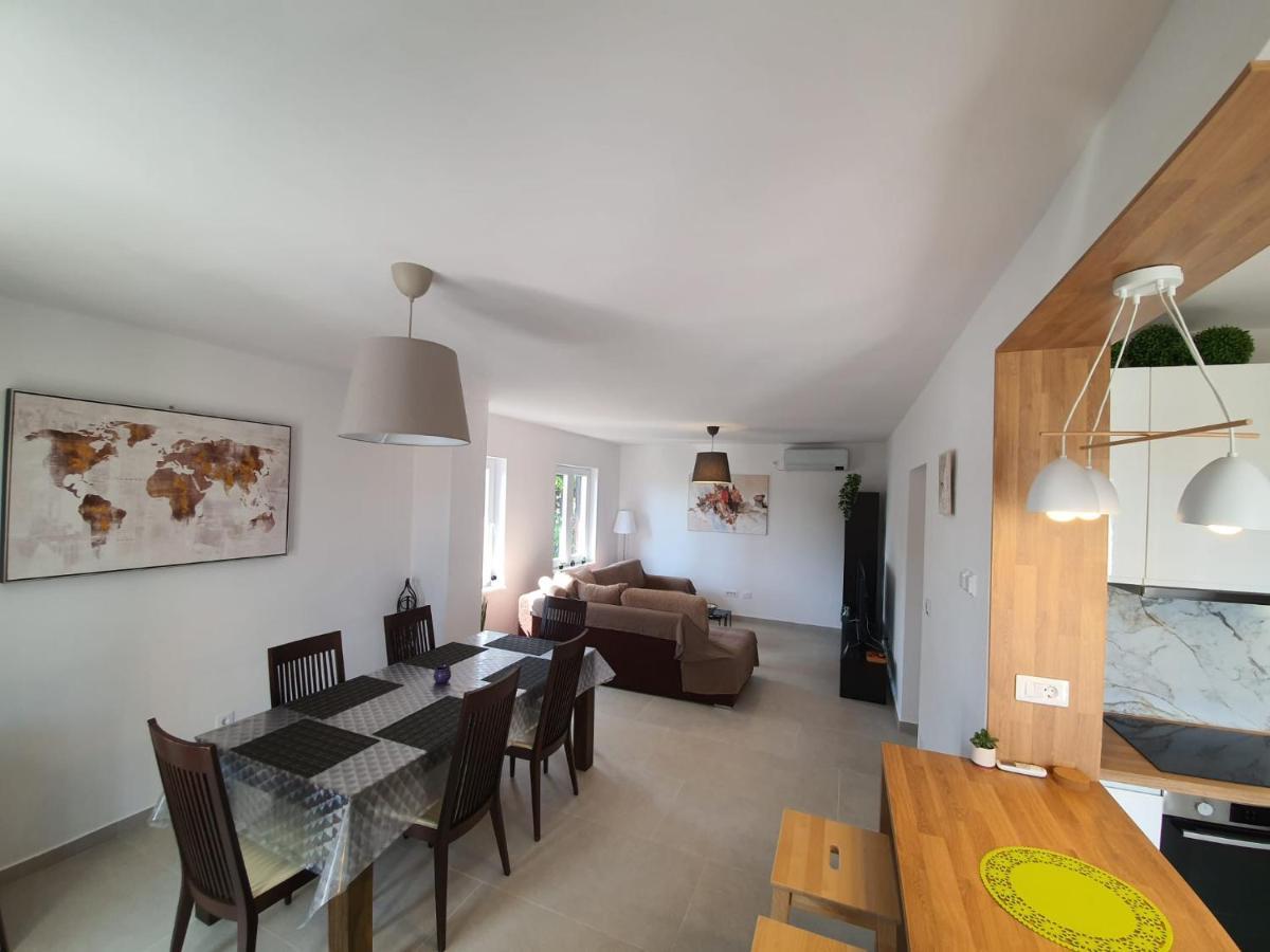 Vila Beleca Krk - Apartments Rest & Sea Krk Town Εξωτερικό φωτογραφία