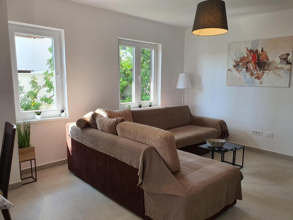Vila Beleca Krk - Apartments Rest & Sea Krk Town Εξωτερικό φωτογραφία