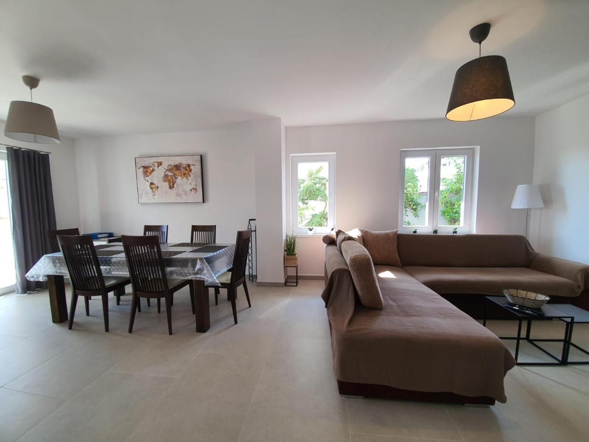 Vila Beleca Krk - Apartments Rest & Sea Krk Town Εξωτερικό φωτογραφία
