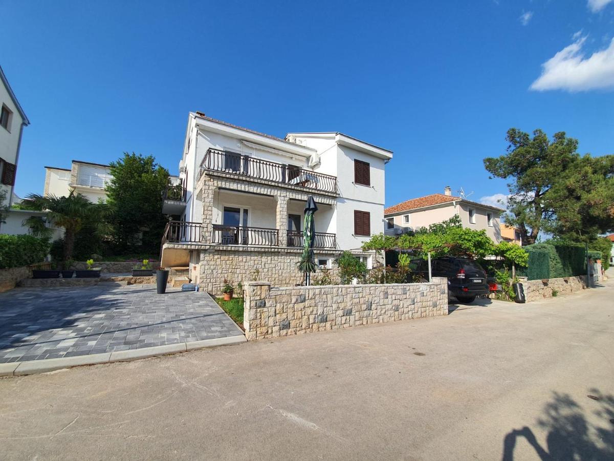 Vila Beleca Krk - Apartments Rest & Sea Krk Town Εξωτερικό φωτογραφία